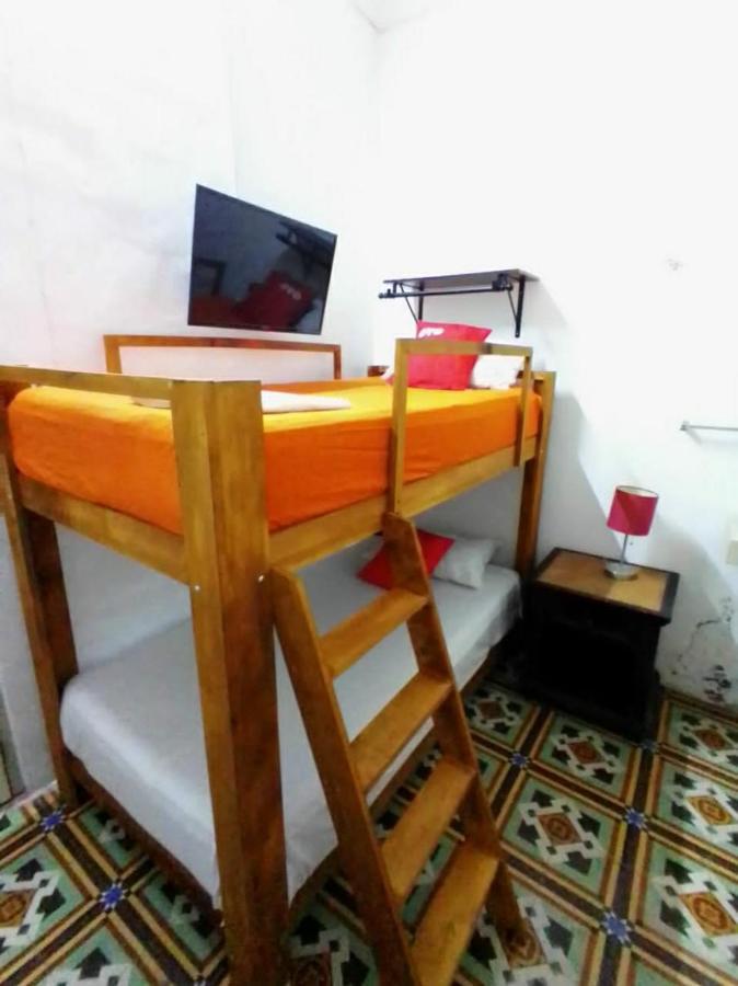 La Casa Del Keej Hostel *